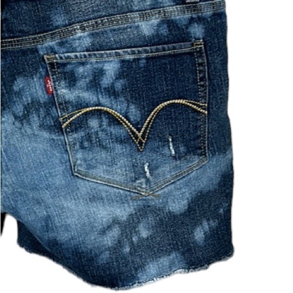 Levi’s Bleach Dyed MIDI Shorts Size 13 - Picture 5 of 6